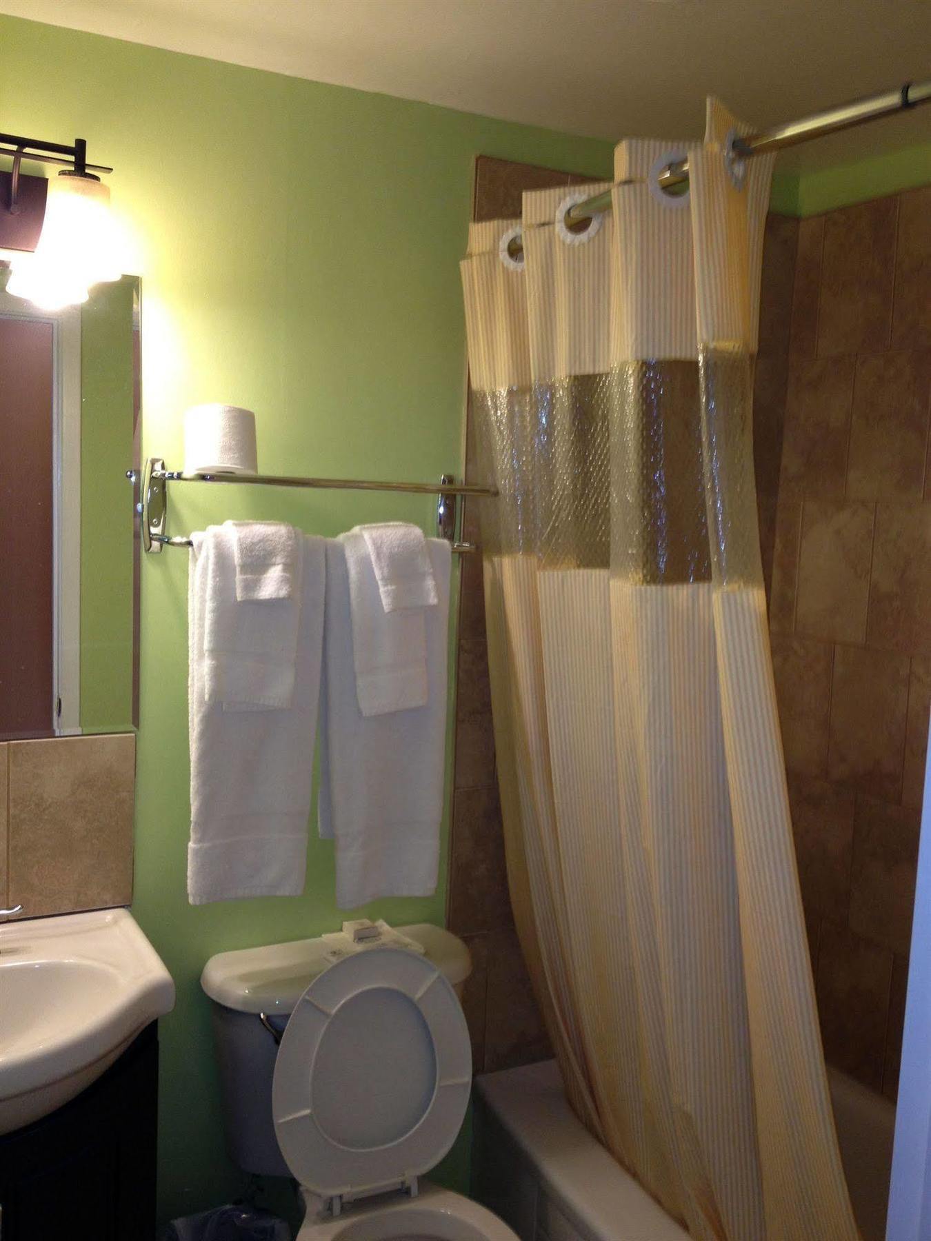Midtown Motel & Suites Moncton Luaran gambar
