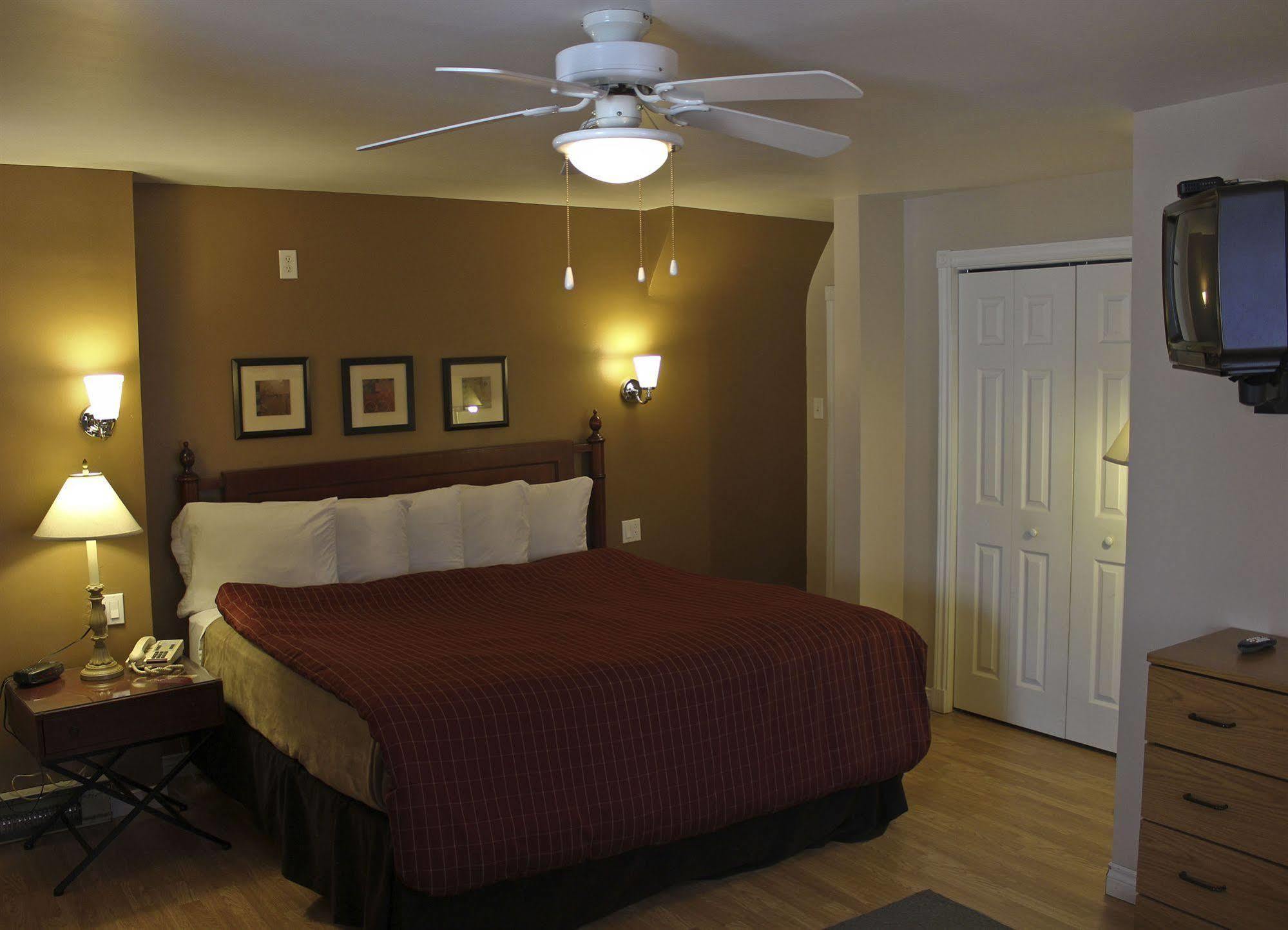 Midtown Motel & Suites Moncton Luaran gambar